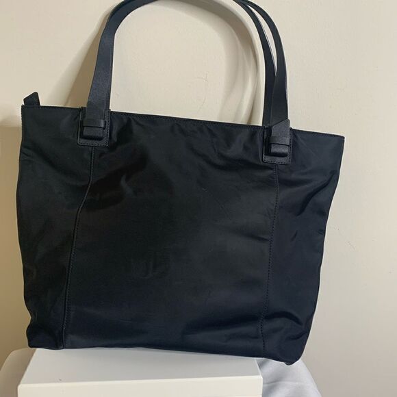 Henri Bendel Jetsetter Tote/Shopper - Black - Picture 3 of 14